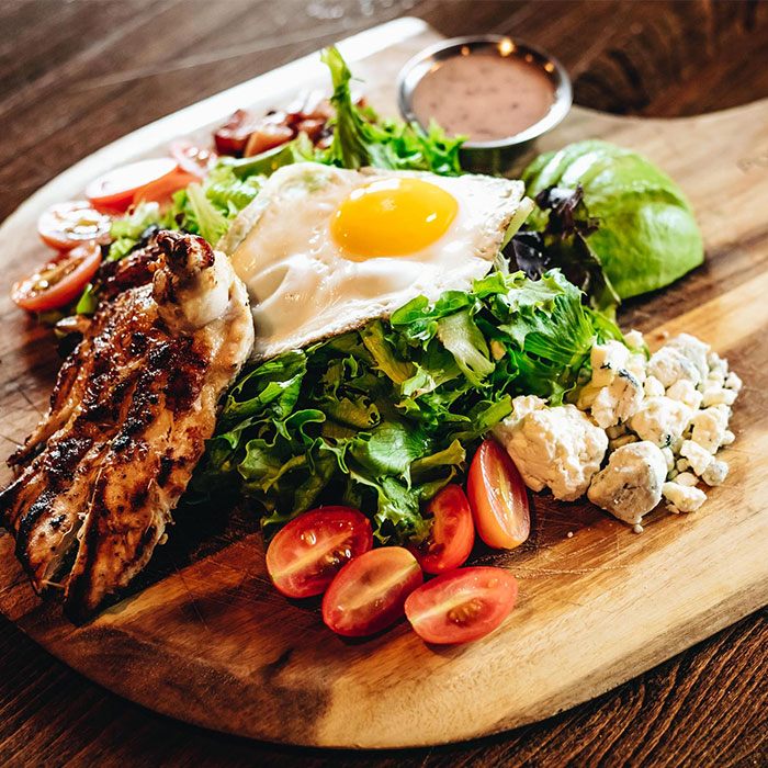 Willy T's plate of food